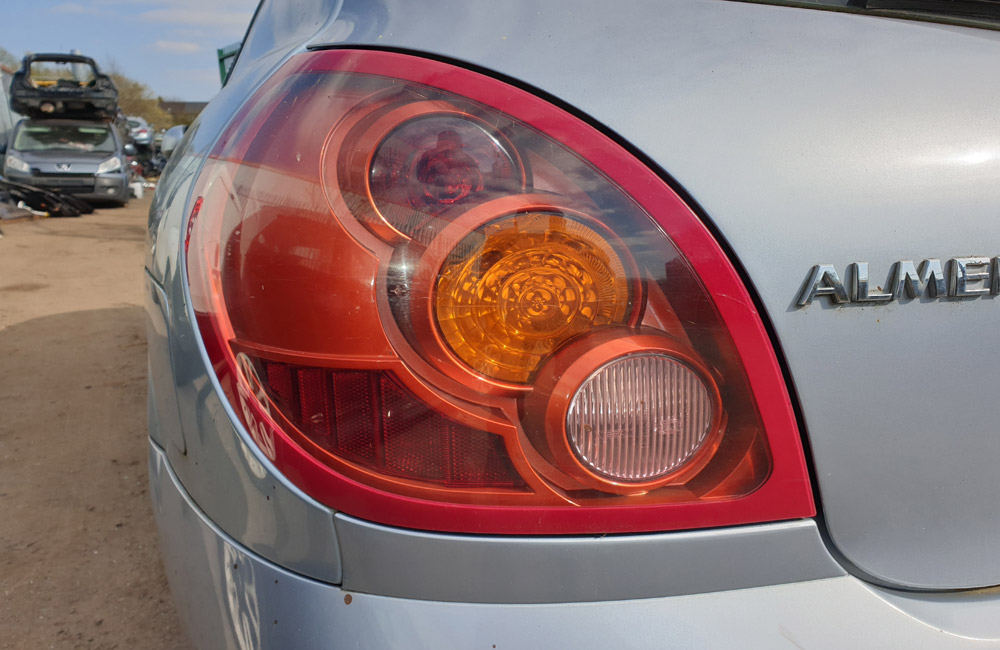 Nissan Almera SE Rear Tail Light Passengers